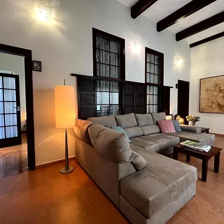 Santa Ana & Bed & Breakfast *