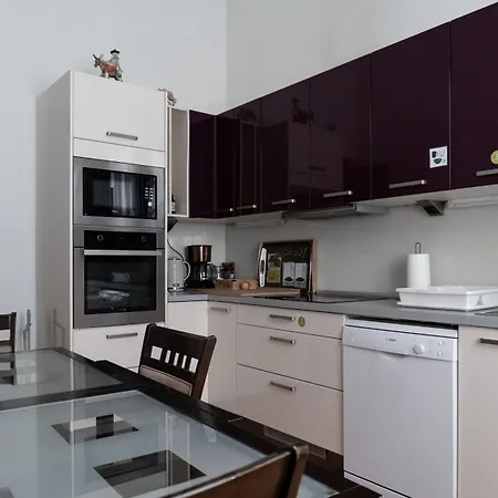 Bed & Breakfast Santa Ana & *