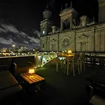 Santa Ana & Frühstückspension