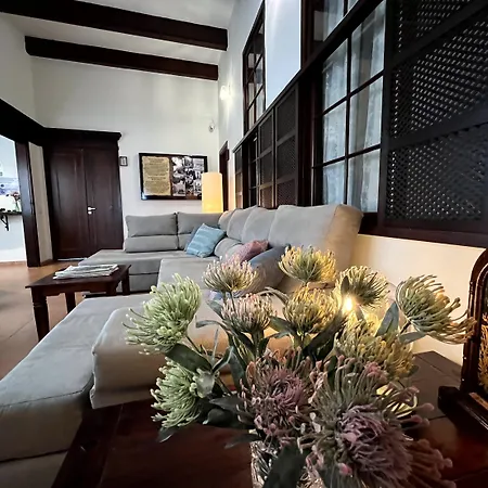 Santa Ana & * Las Palmas de Gran Canaria