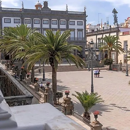 Santa Ana & * Las Palmas de Gran Canaria