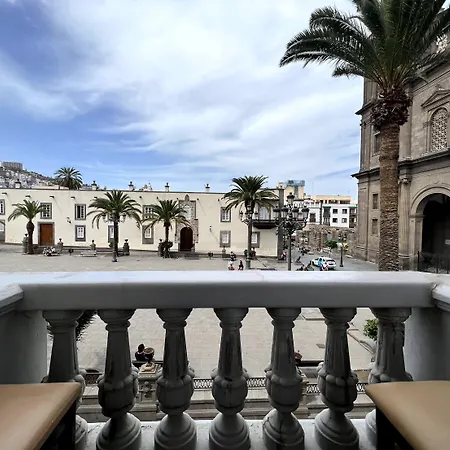 Santa Ana & * Las Palmas de Gran Canaria