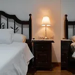 Santa Ana & Bed & Breakfast