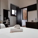 Santa Ana &