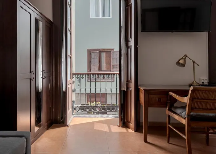 Santa Ana & Bed & Breakfast *