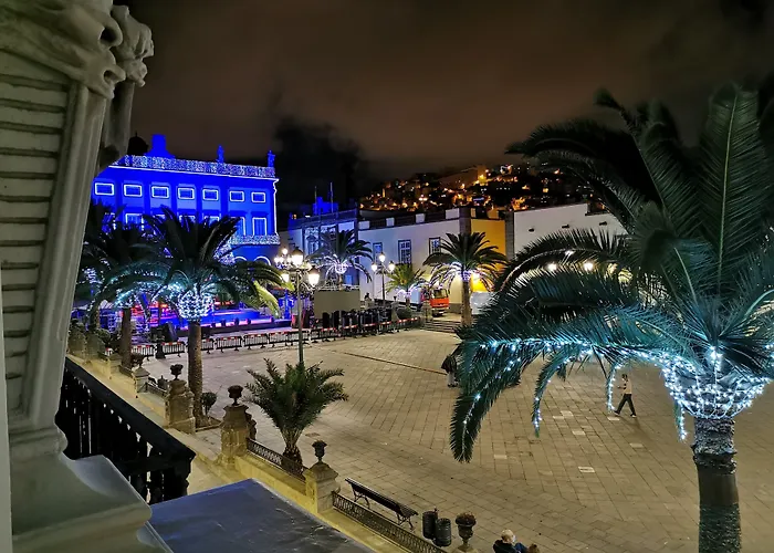 Santa Ana & * Las Palmas de Gran Canaria